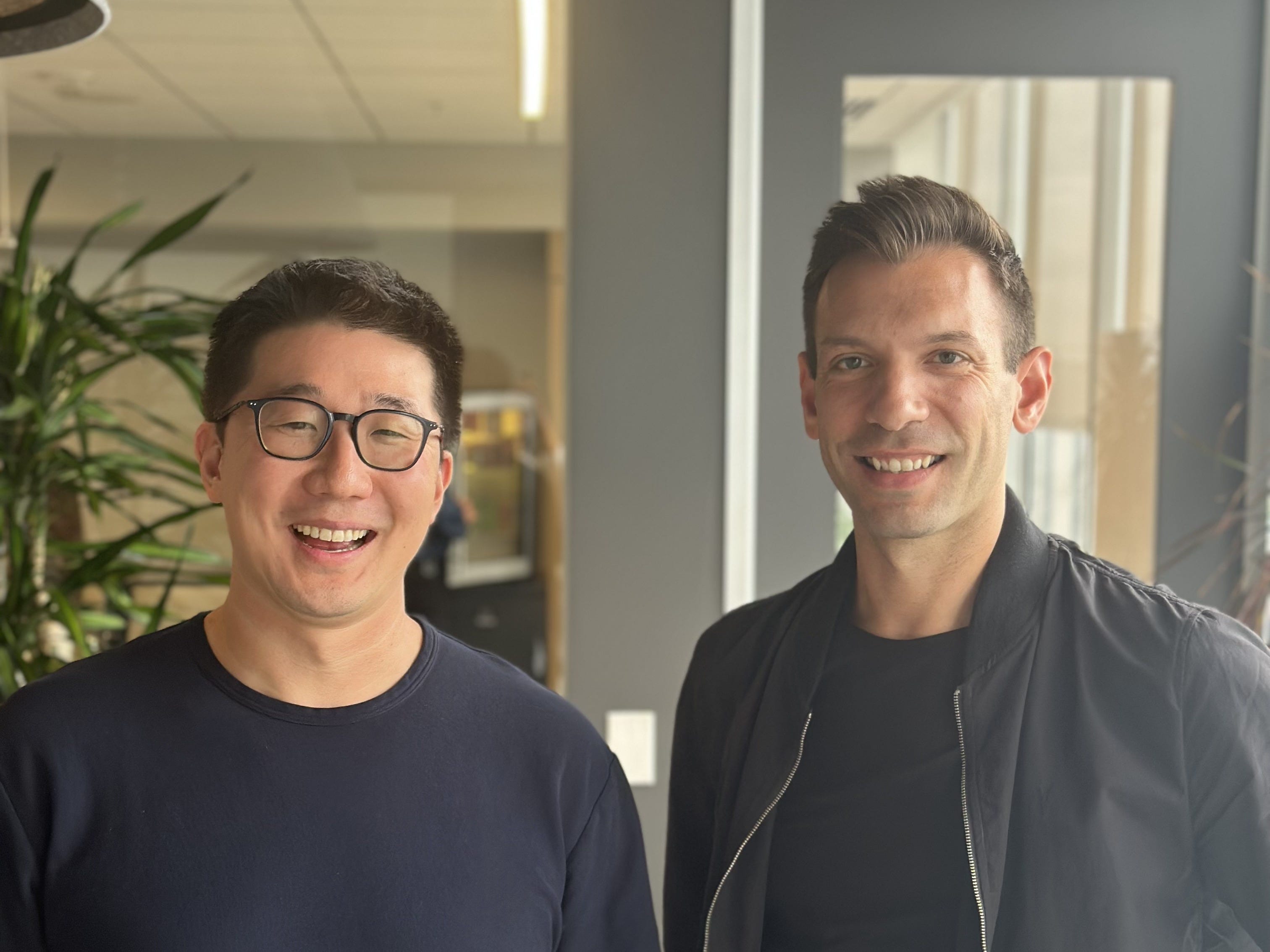 image from 神谕的账单：OpenAI如何在烧钱竞赛中“变现”智慧？