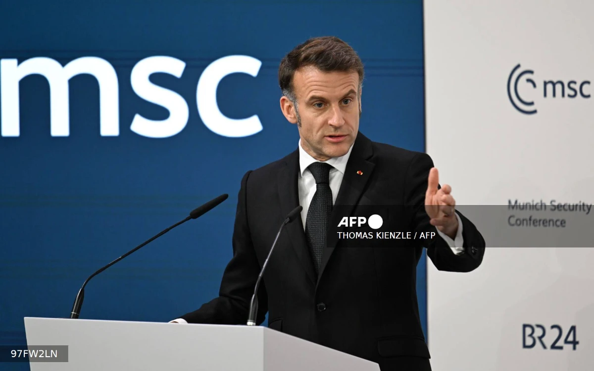 image from AI界的“护崽”行动：马克龙跨海开团，监管与创新的“终极拉扯”