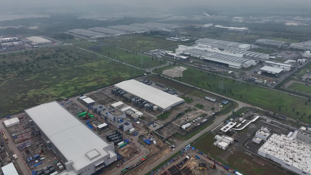 image from 一边喊“水是生命之源”，一边给AI猛灌水：微软的节水人设要崩？