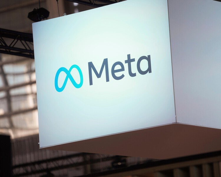 image from 当AI学会了“刷KPI”：Meta如何凭一己之力让美警破防？