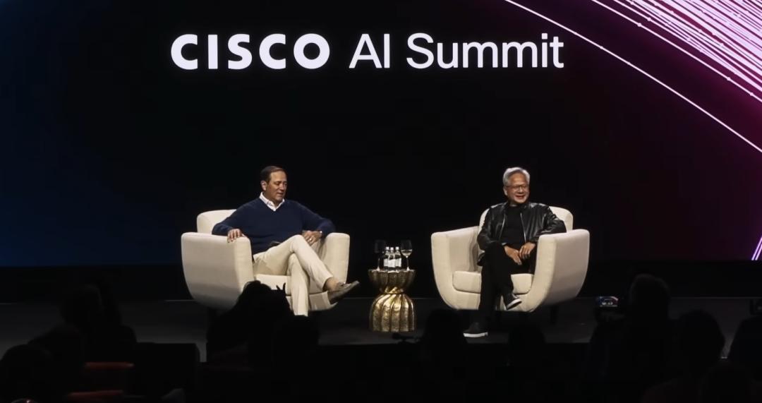 image from 午夜11点的“醉话”与计算主权的重构：黄仁勋的硅基工厂与碳基温情