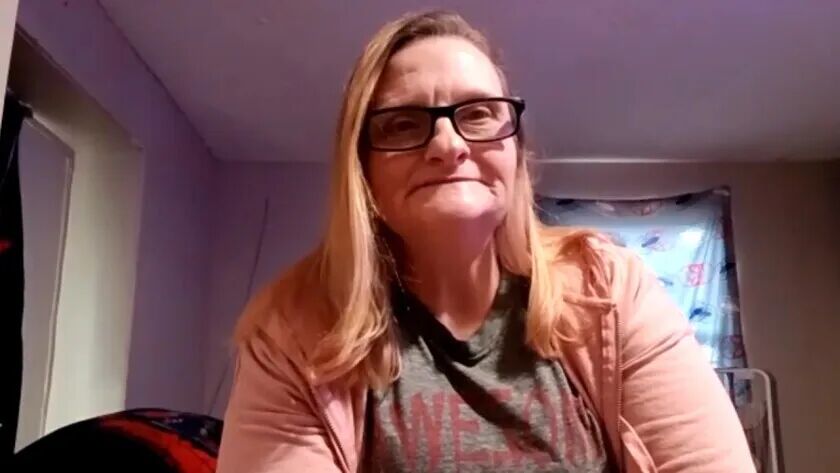 image from AI“认错脸”毁掉50岁奶奶：坐牢半年、房子被收、狗子失踪，这届算法真的“会谢”